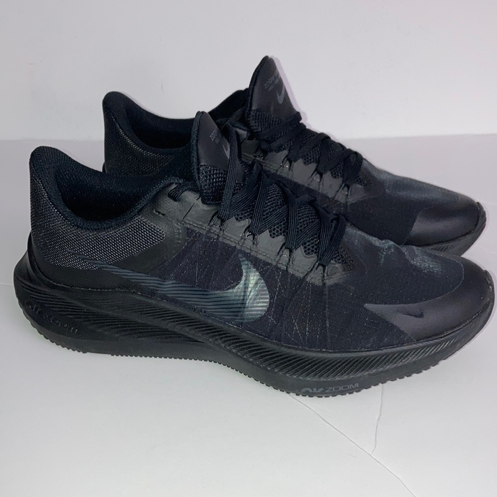 Nike Winflo 8 running shoes